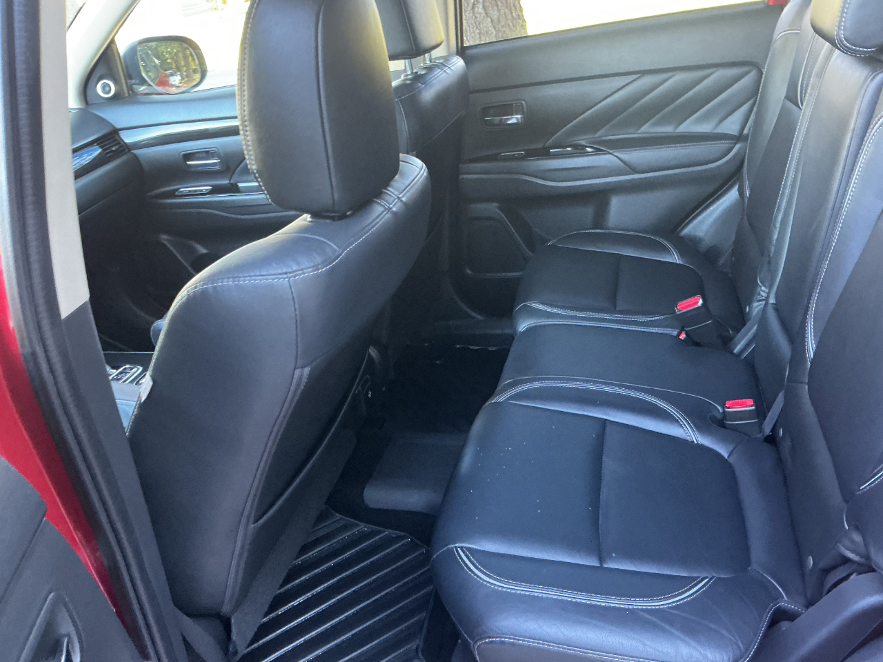 Mitsubishi Outlander PHEV SEL S-AWC 2018