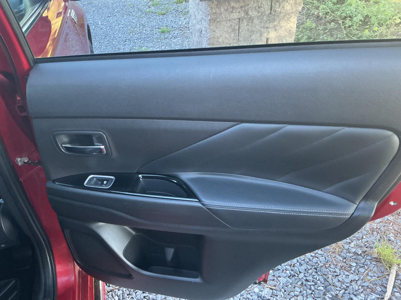 Mitsubishi Outlander PHEV SEL S-AWC 2018