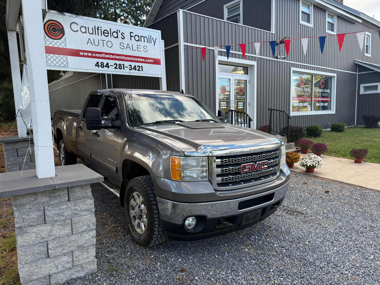GMC Sierra 2500HD 4WD Crew Cab 167.7" SLE 2013 GMC Sierra 2500HD 4WD Crew Cab 167.7" SLE 2013
