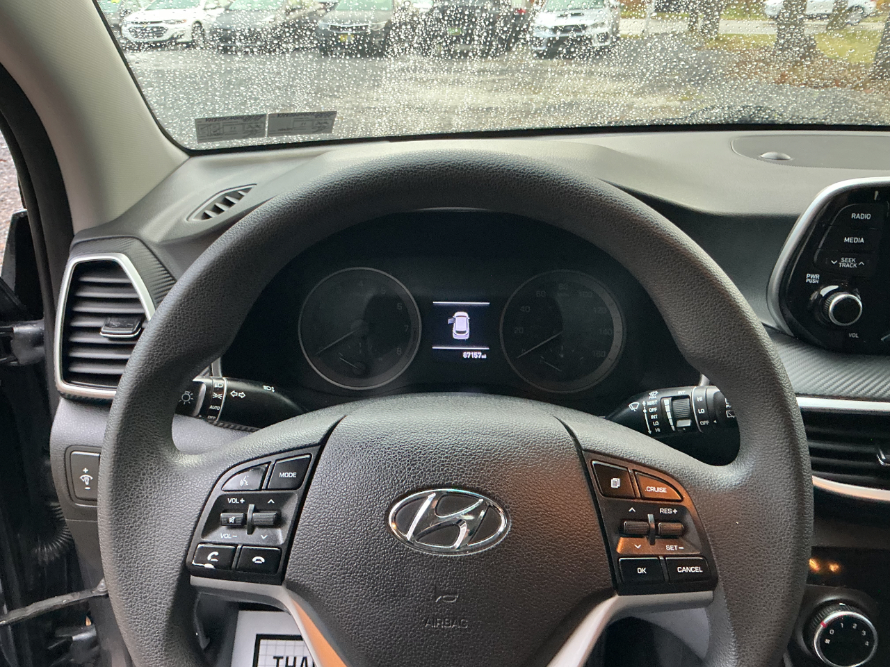 2021 Hyundai Tucson SE photo 2
