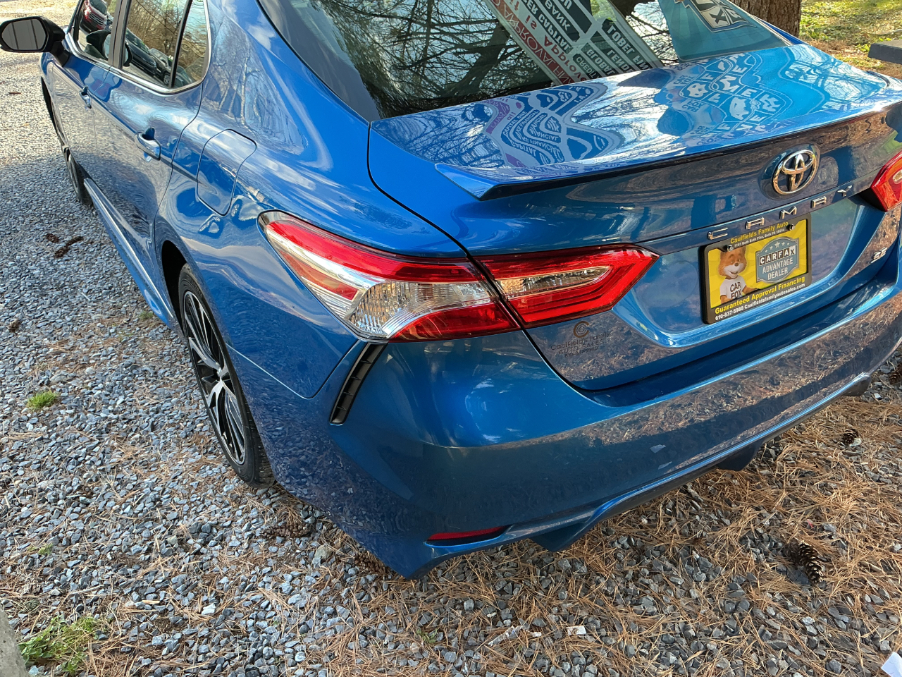 Toyota Camry SE Auto (Natl) 2020