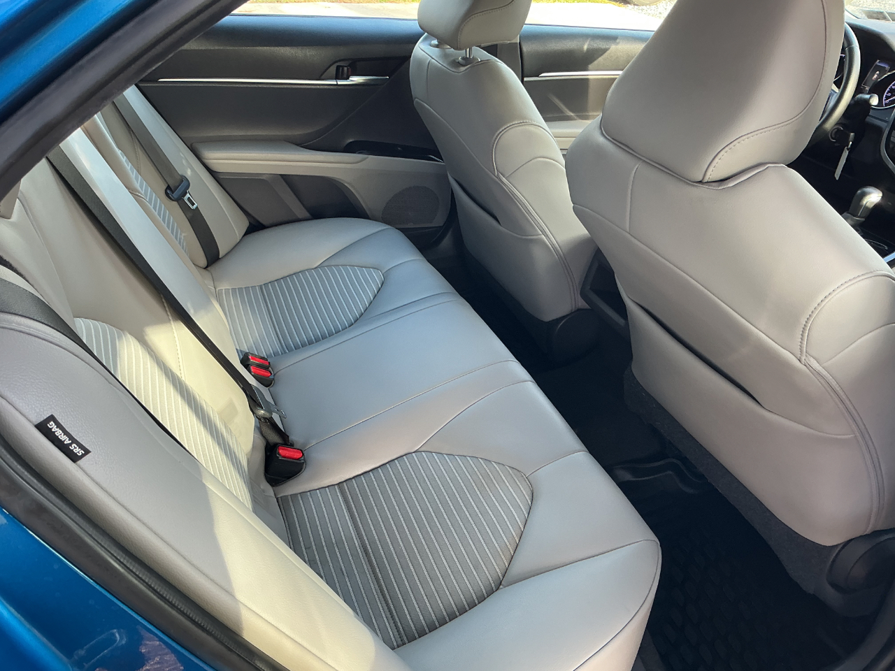 Toyota Camry SE Auto (Natl) 2020