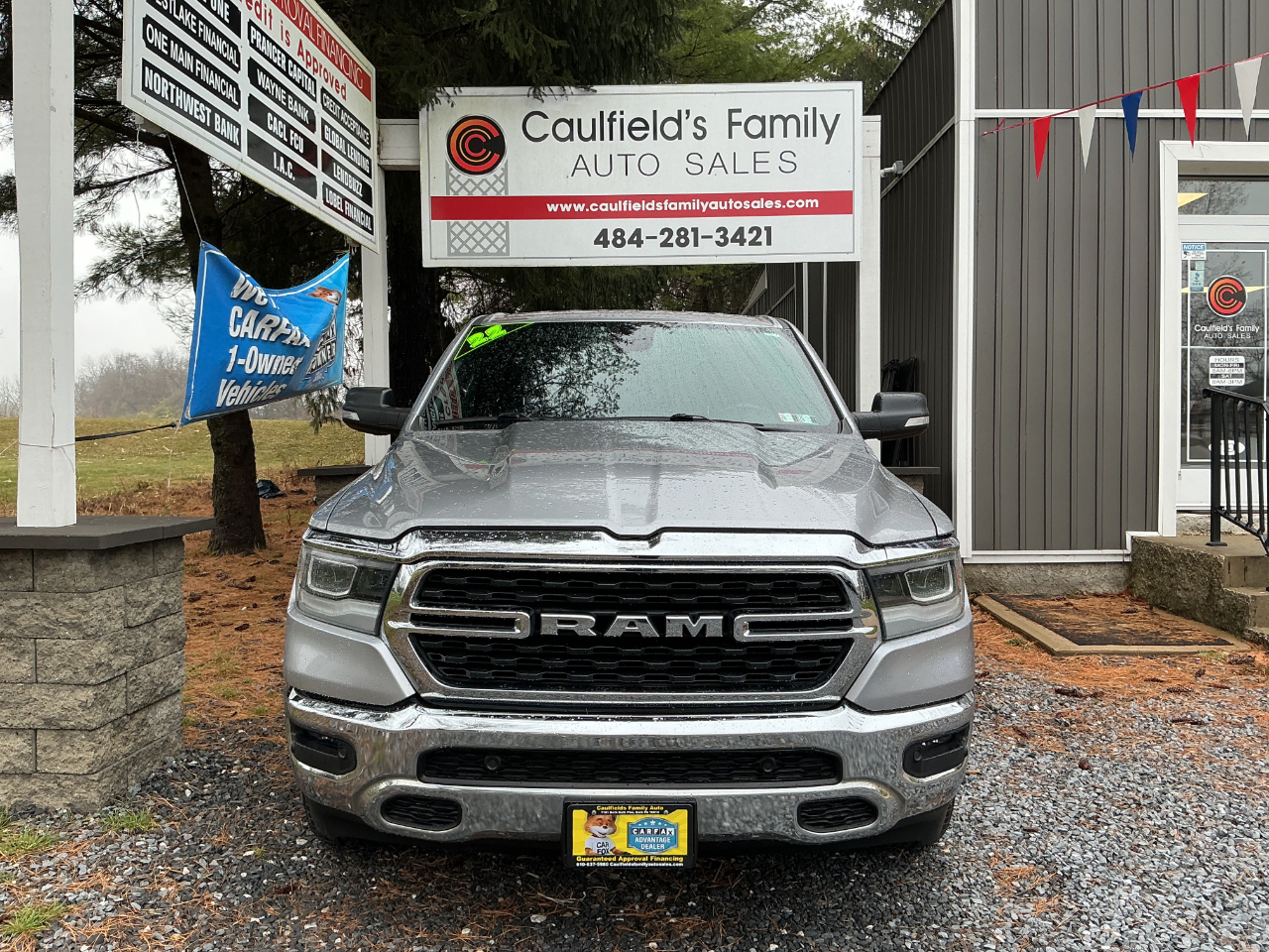 RAM 1500 Big Horn 4x4 Quad Cab 6'4" Box 2022