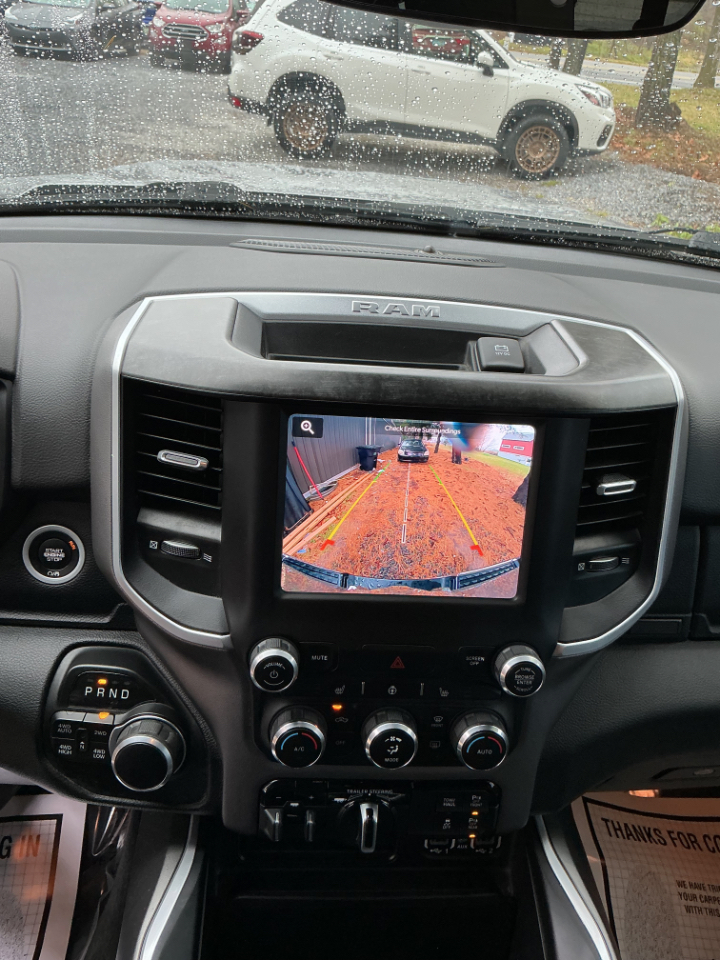 RAM 1500 Big Horn 4x4 Quad Cab 6'4" Box 2022