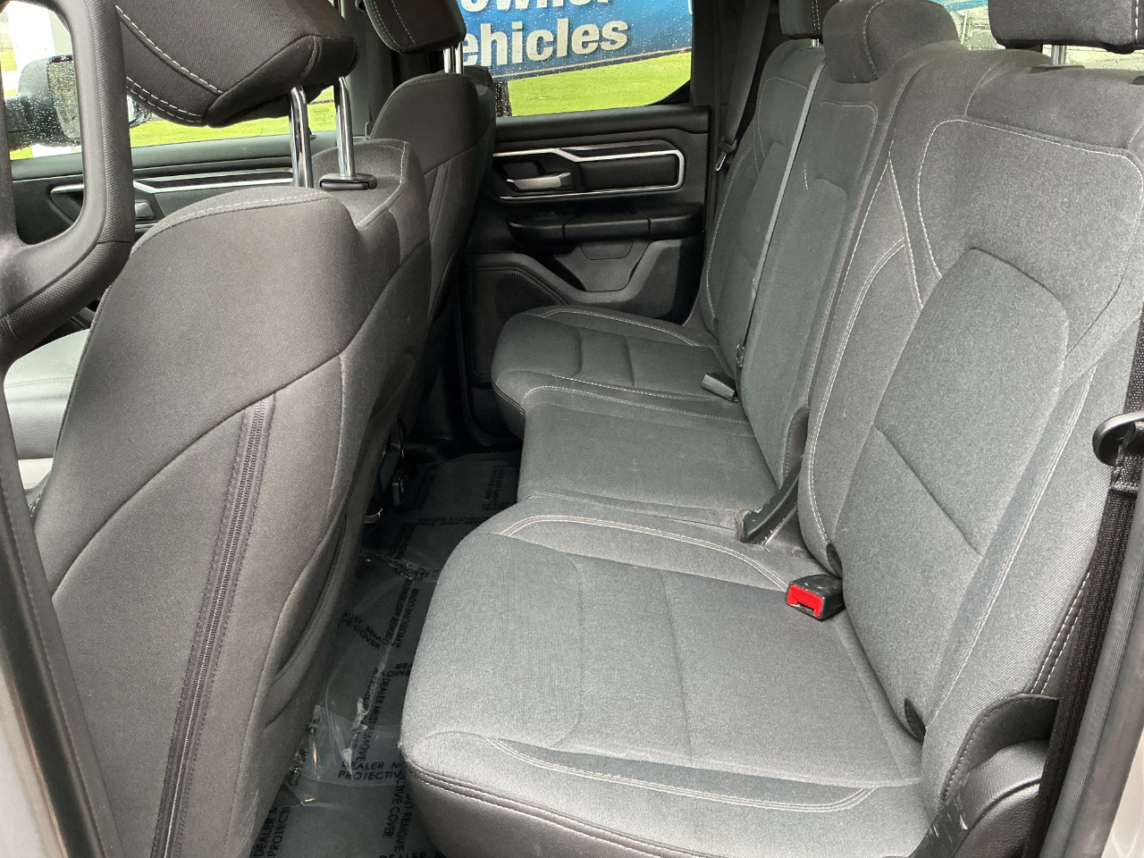 RAM 1500 Big Horn 4x4 Quad Cab 6'4" Box 2022