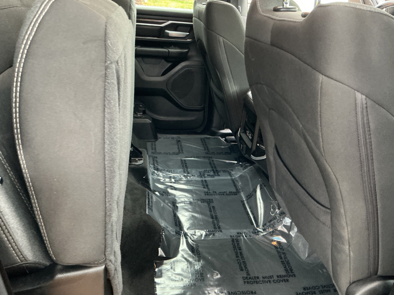 RAM 1500 Big Horn 4x4 Quad Cab 6'4" Box 2022