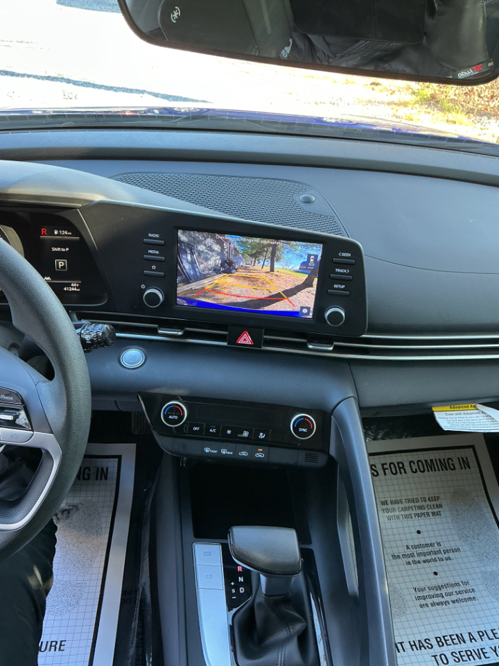 Hyundai Elantra SEL IVT 2021