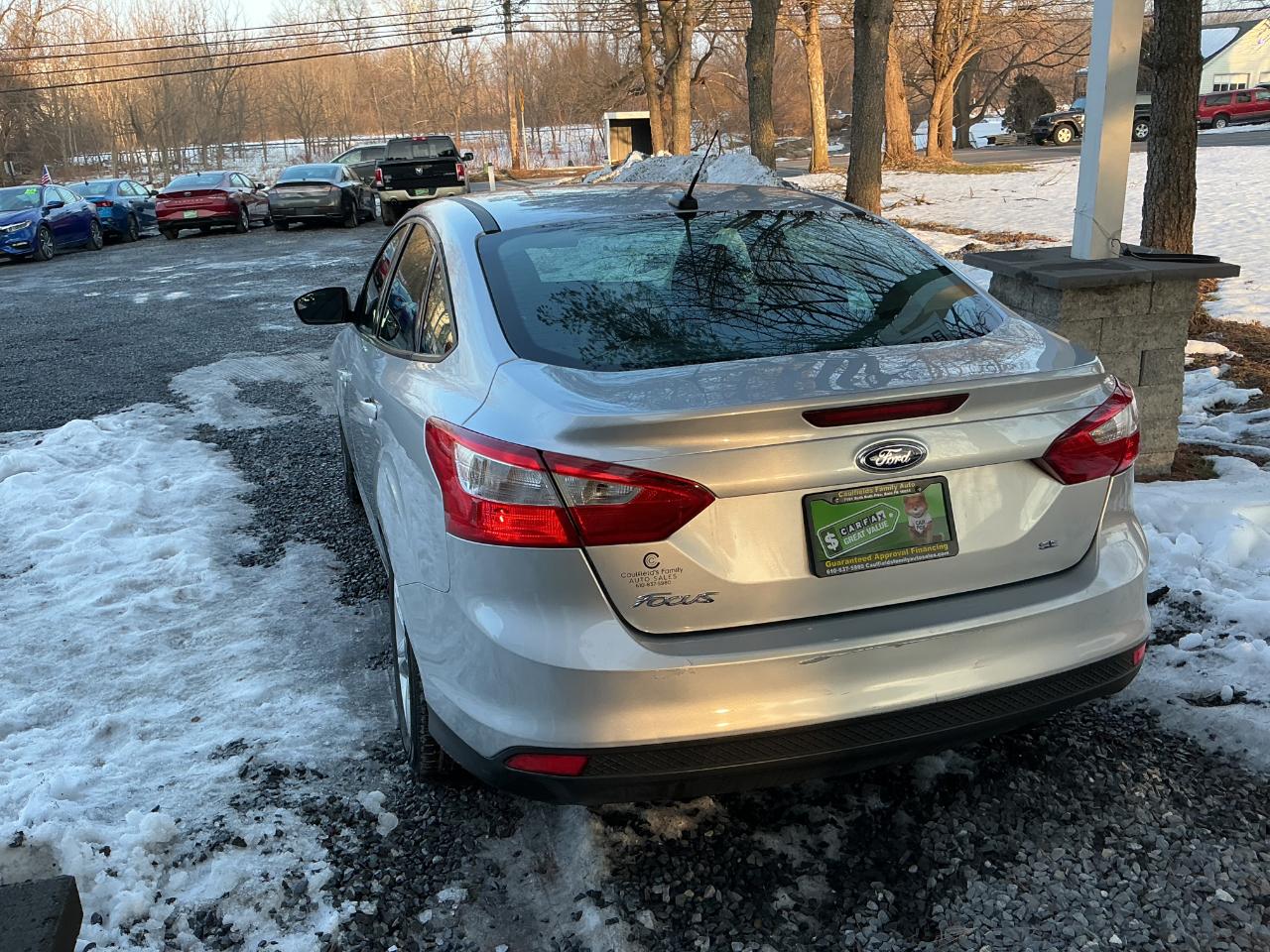 Ford Focus 4dr Sdn SE 2014