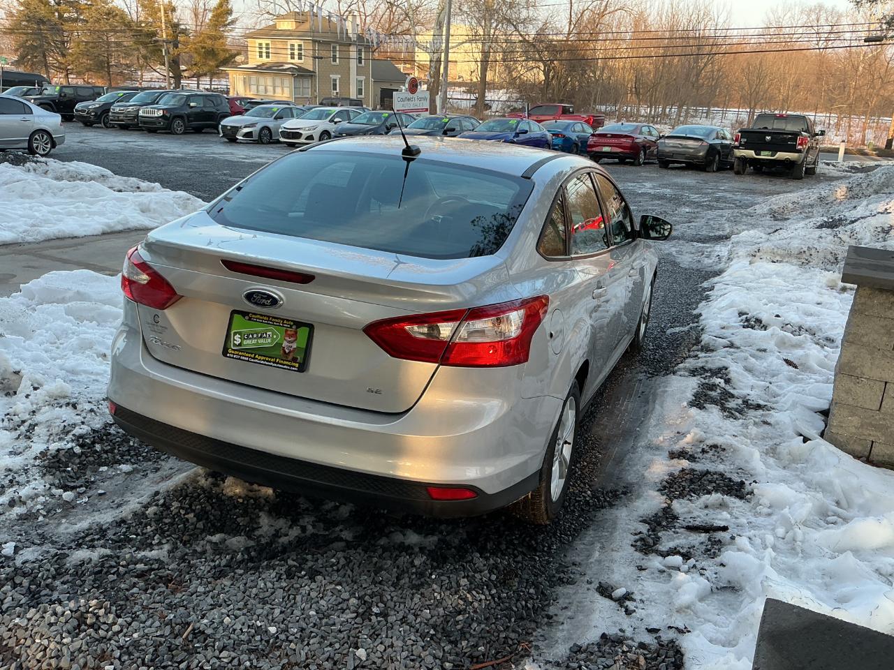 Ford Focus 4dr Sdn SE 2014