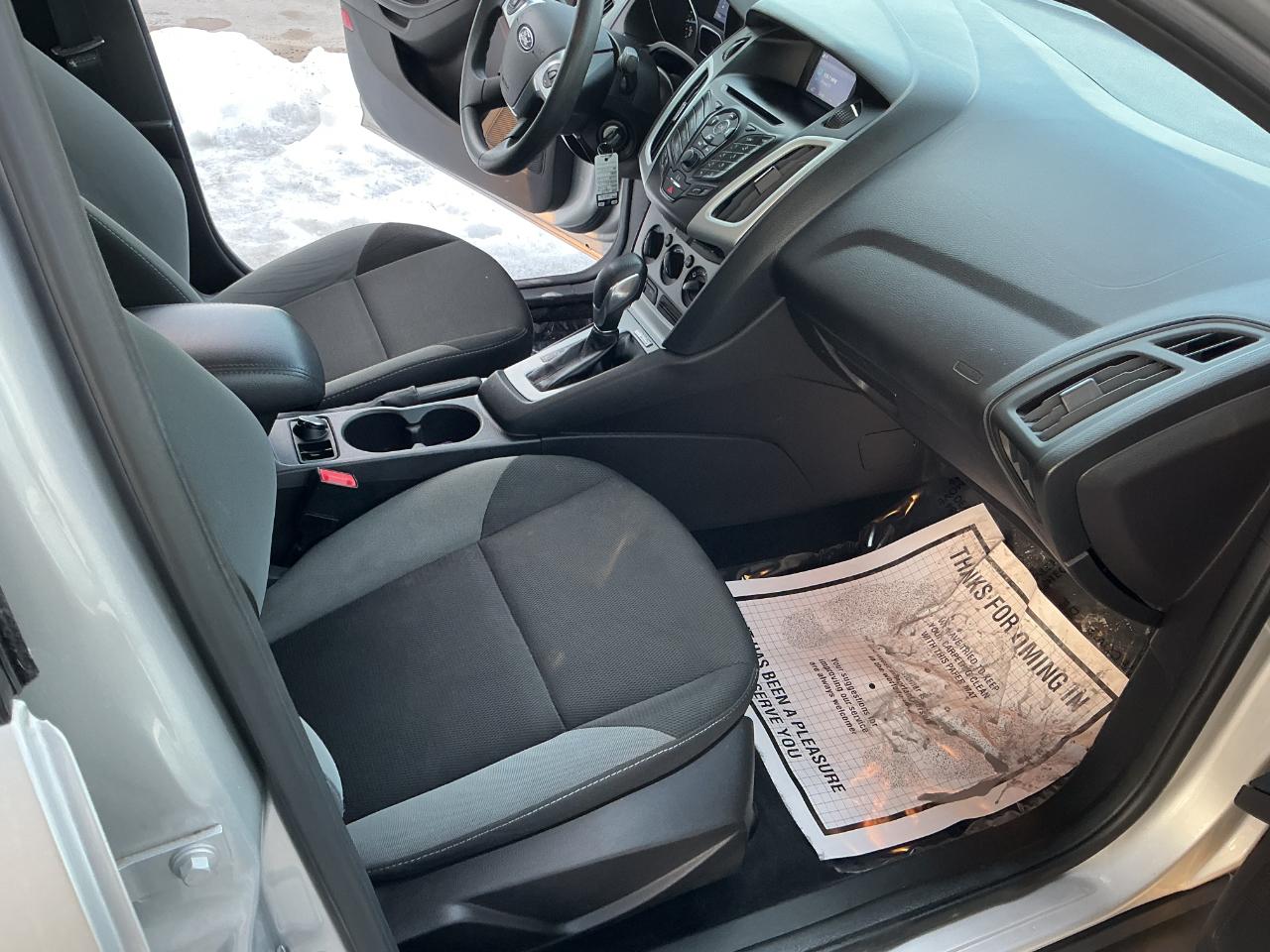 Ford Focus 4dr Sdn SE 2014