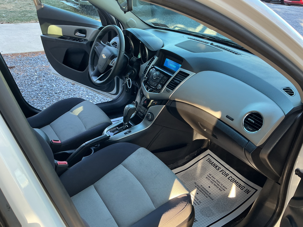 Chevrolet Cruze 4dr Sdn Auto LS 2015