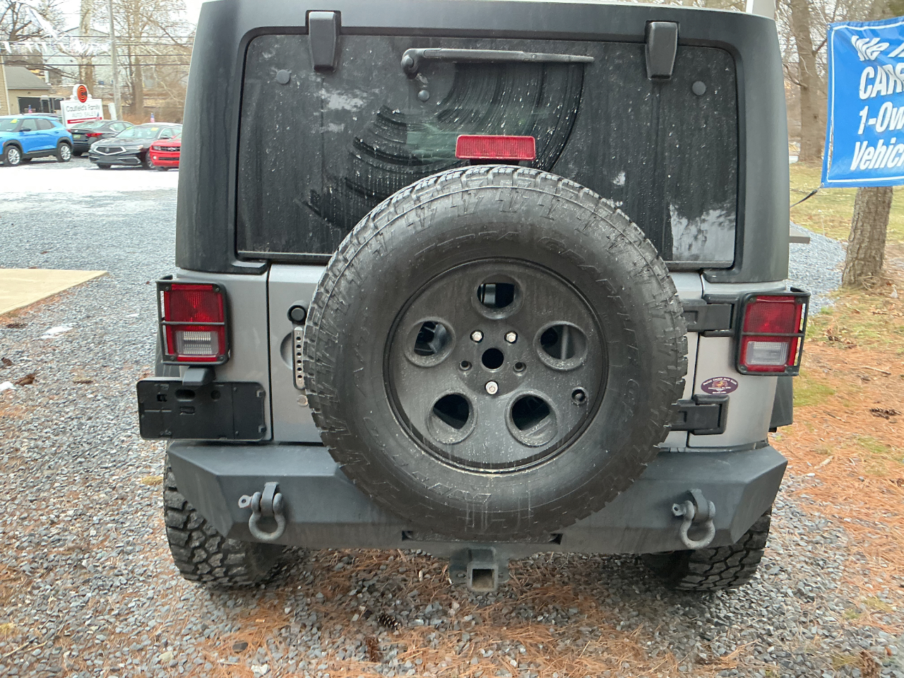 Jeep Wrangler Unlimited 4WD 4dr Black Bear *Ltd Avail* 2016