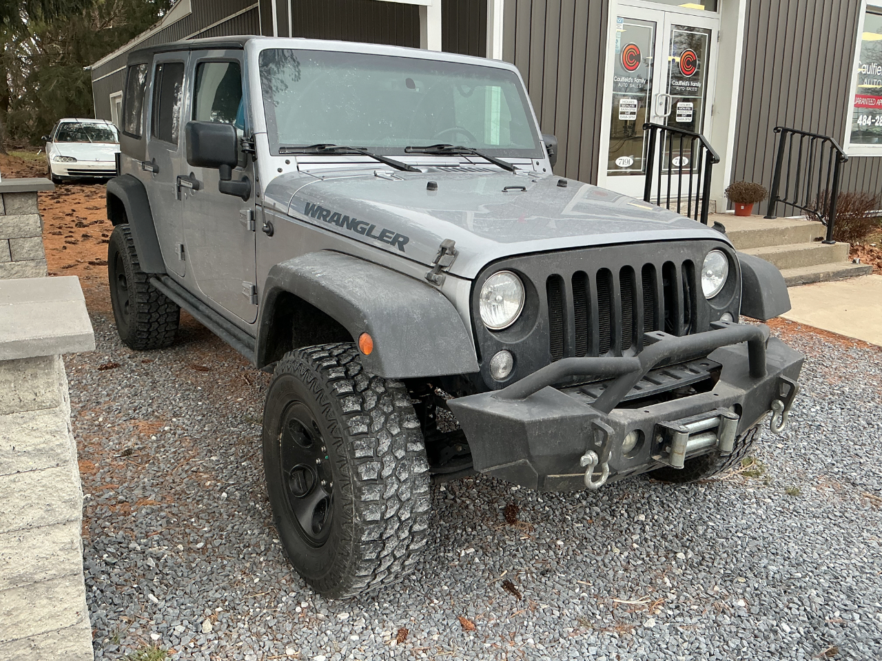 Jeep Wrangler Unlimited 4WD 4dr Black Bear *Ltd Avail* 2016