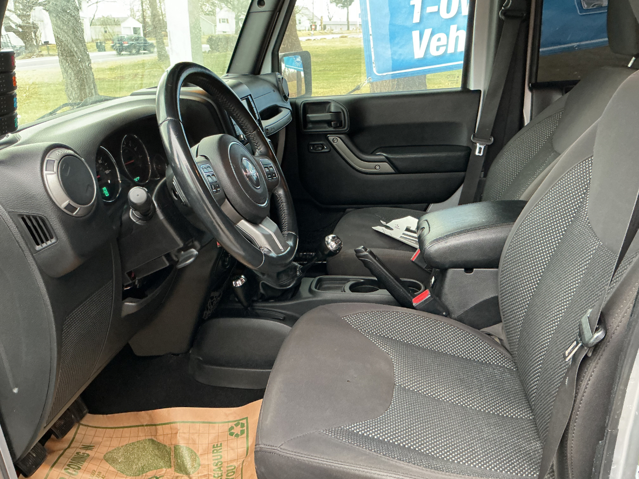 Jeep Wrangler Unlimited 4WD 4dr Black Bear *Ltd Avail* 2016