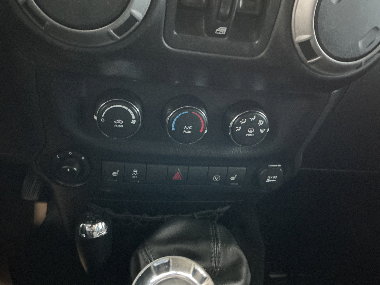 Jeep Wrangler Unlimited 4WD 4dr Black Bear *Ltd Avail* 2016