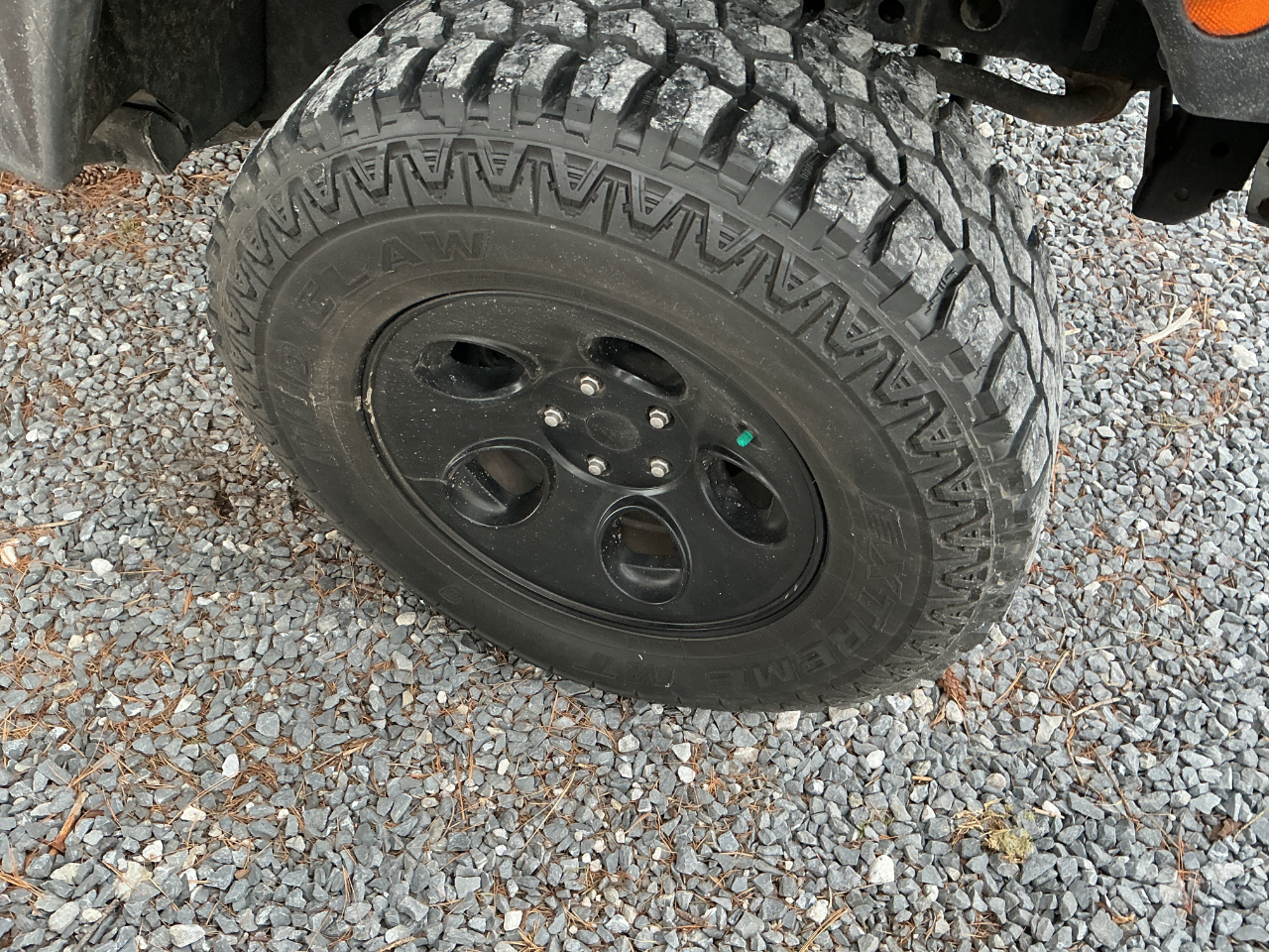 Jeep Wrangler Unlimited 4WD 4dr Black Bear *Ltd Avail* 2016