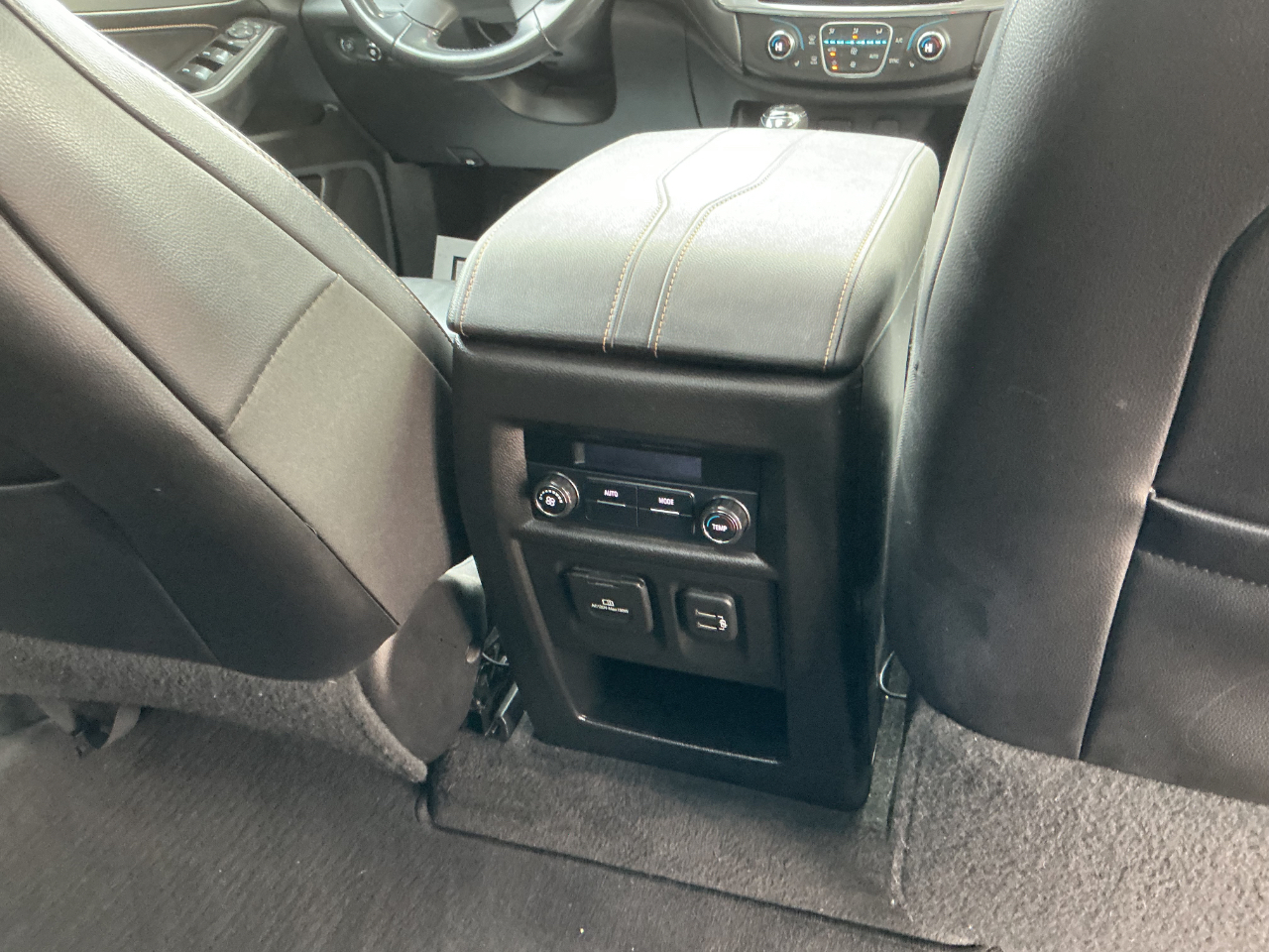 Chevrolet Traverse AWD 4dr LT Leather w/3LT 2018