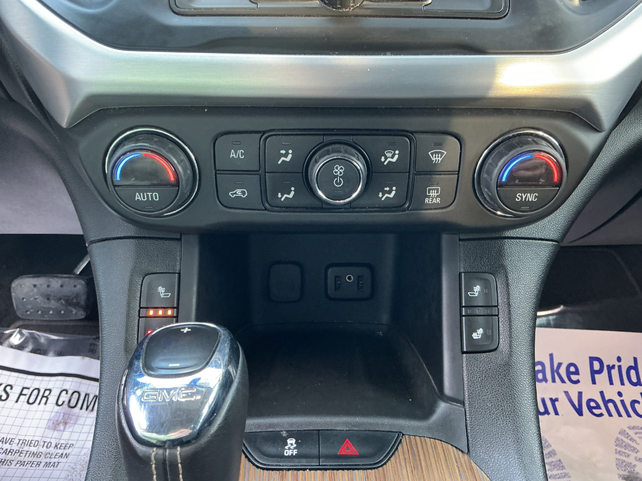 GMC Acadia AWD 4dr SLE w/SLE-2 2018