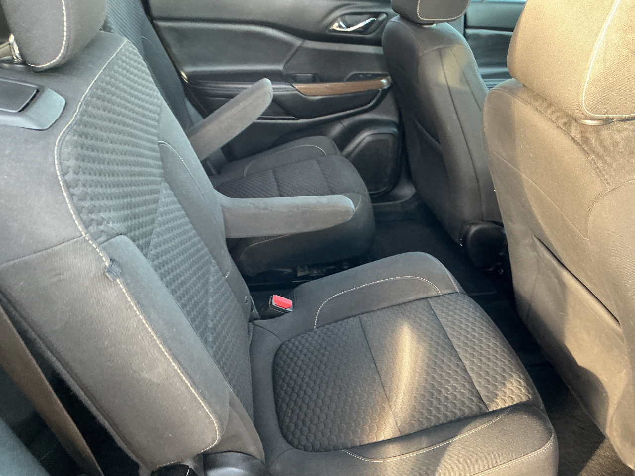 GMC Acadia AWD 4dr SLE w/SLE-2 2018