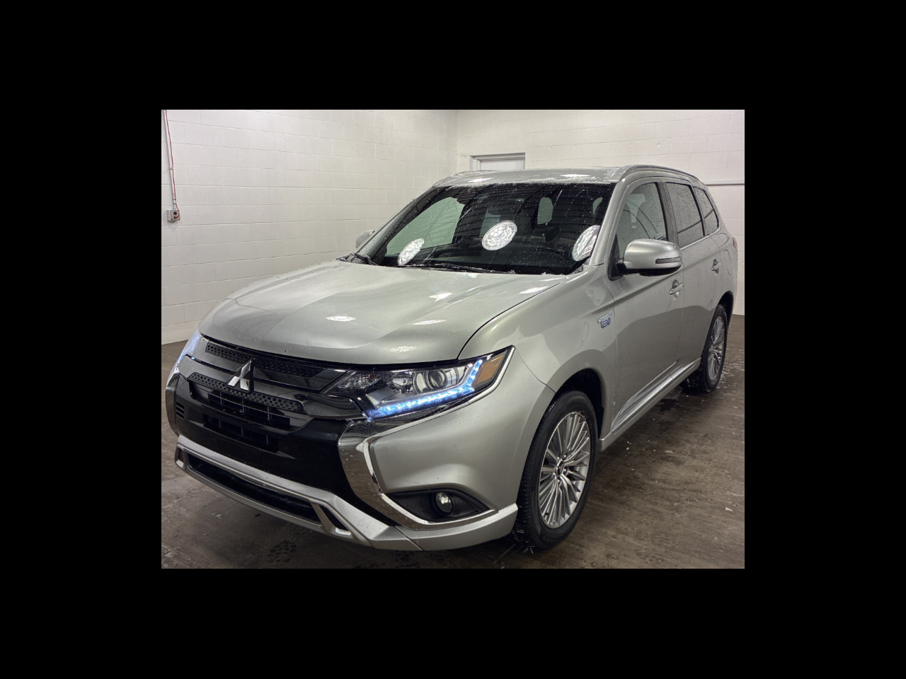 Mitsubishi Outlander PHEV SEL S-AWC 2022