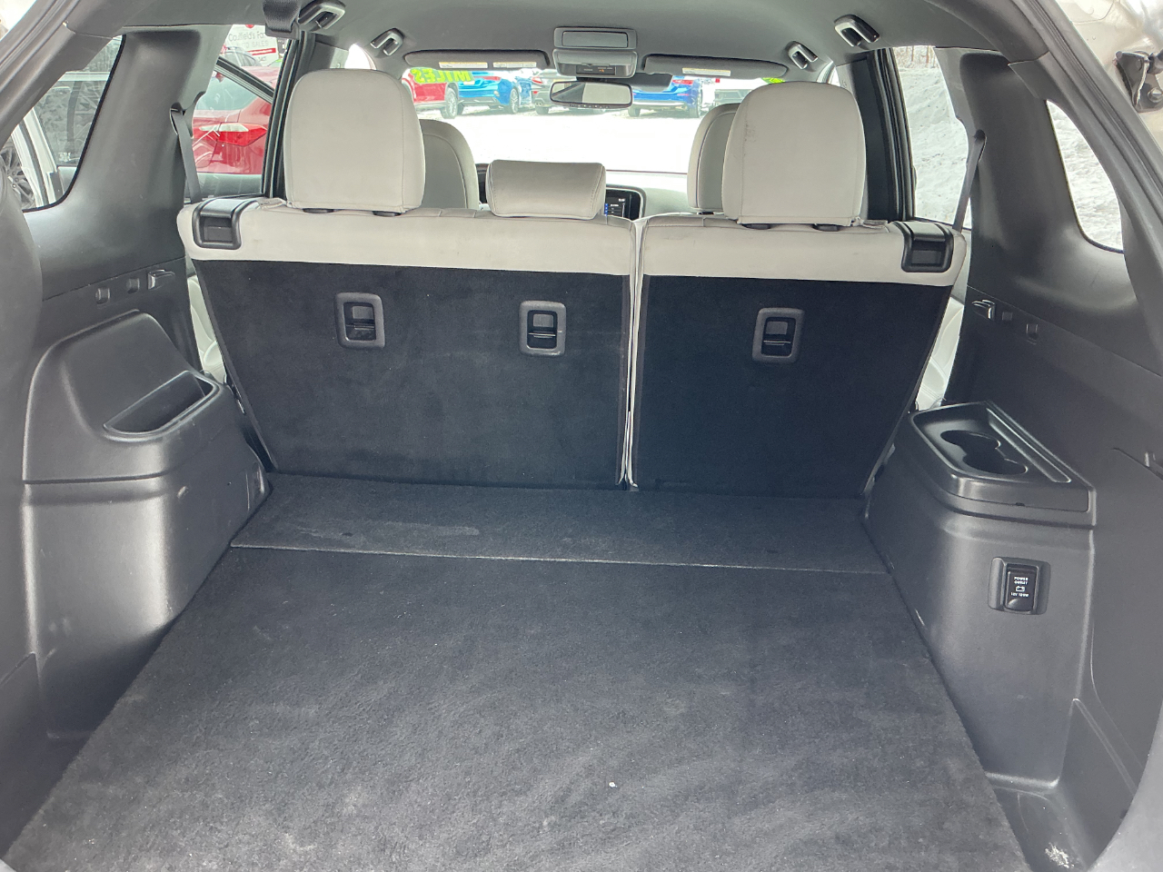 Mitsubishi Outlander PHEV SEL S-AWC 2022