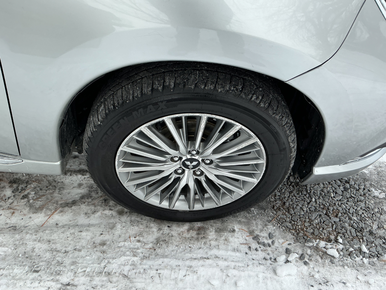 Mitsubishi Outlander PHEV SEL S-AWC 2022