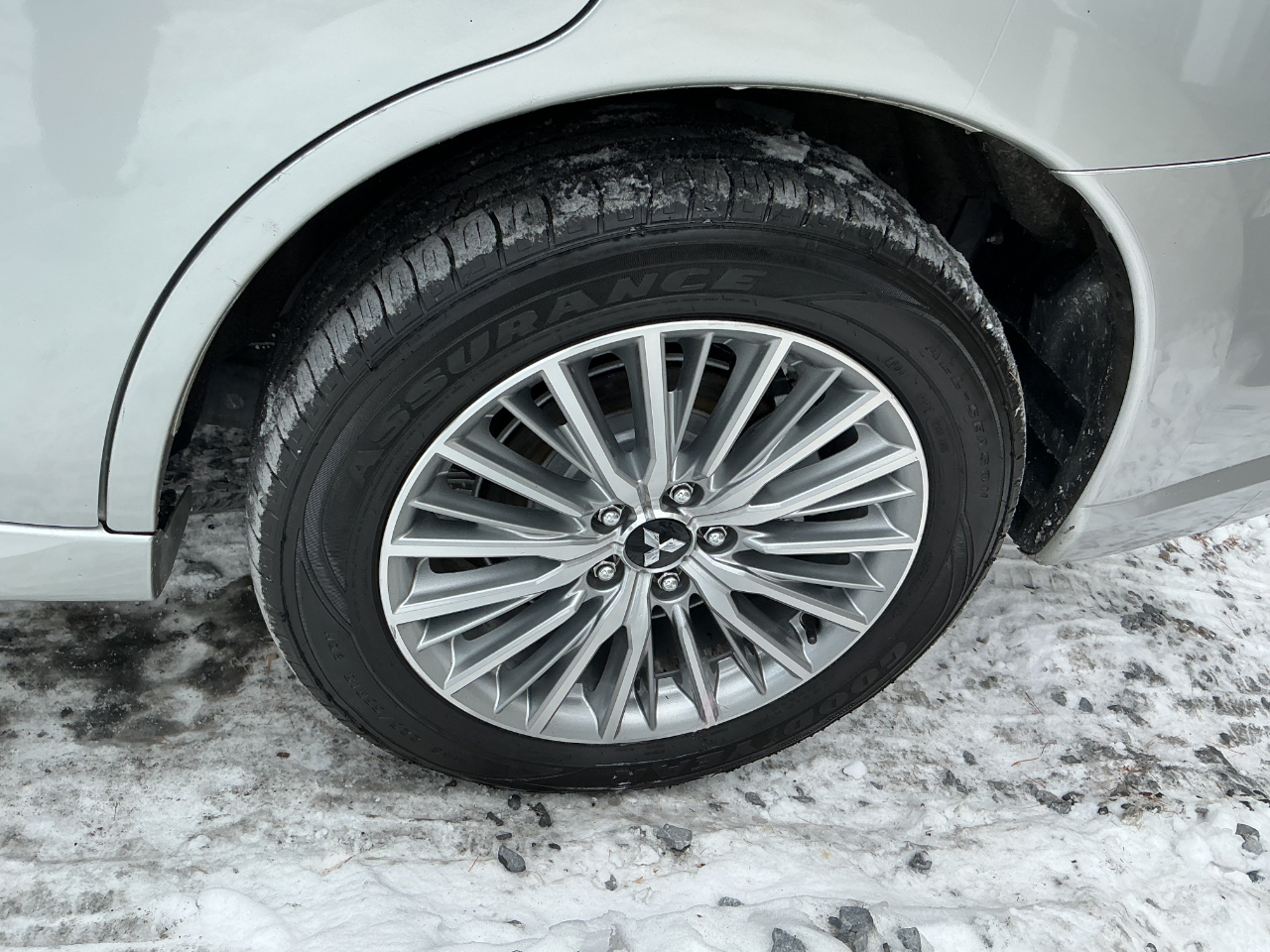 Mitsubishi Outlander PHEV SEL S-AWC 2022