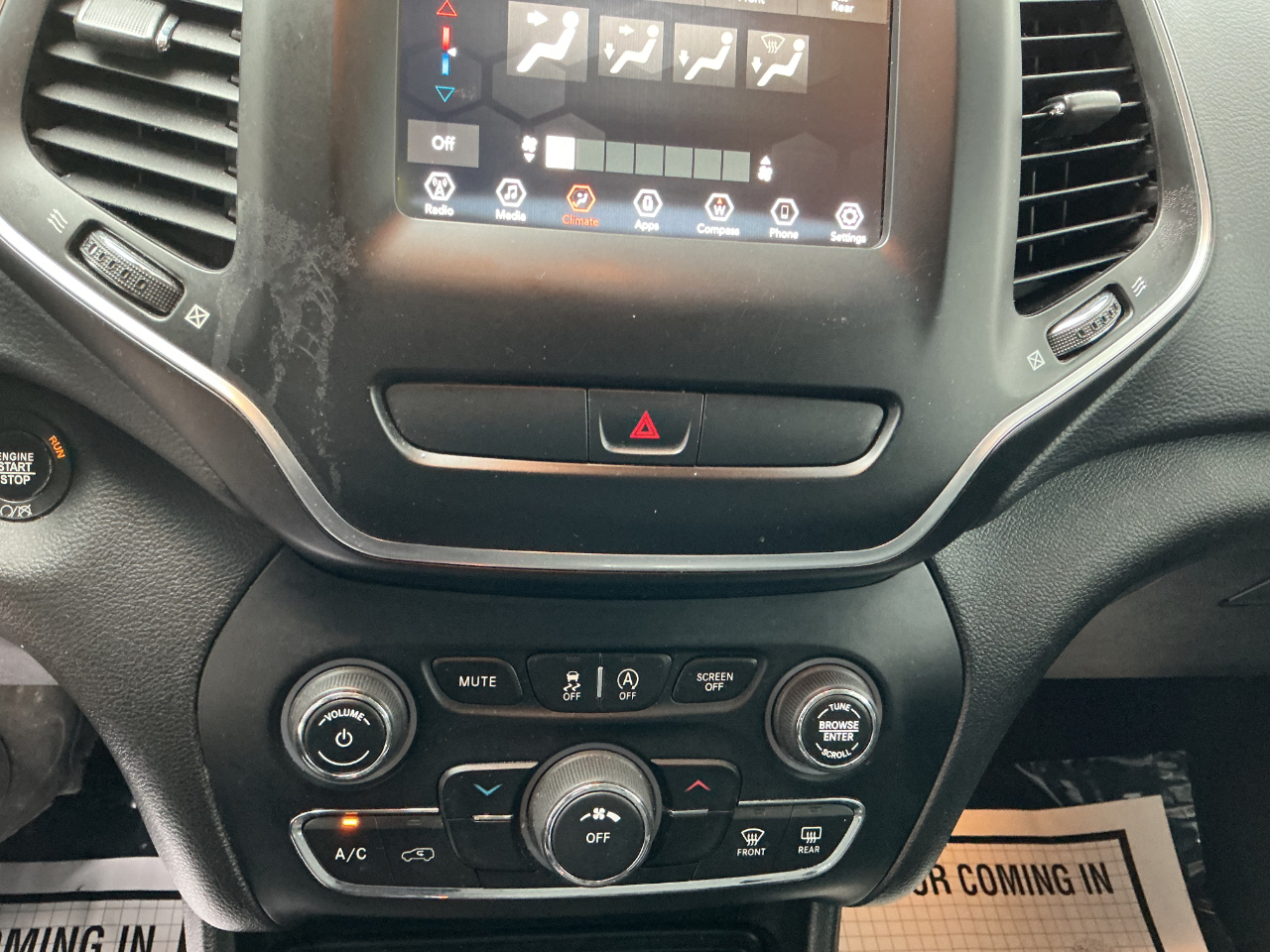 Jeep Cherokee Latitude Plus 4x4 2019