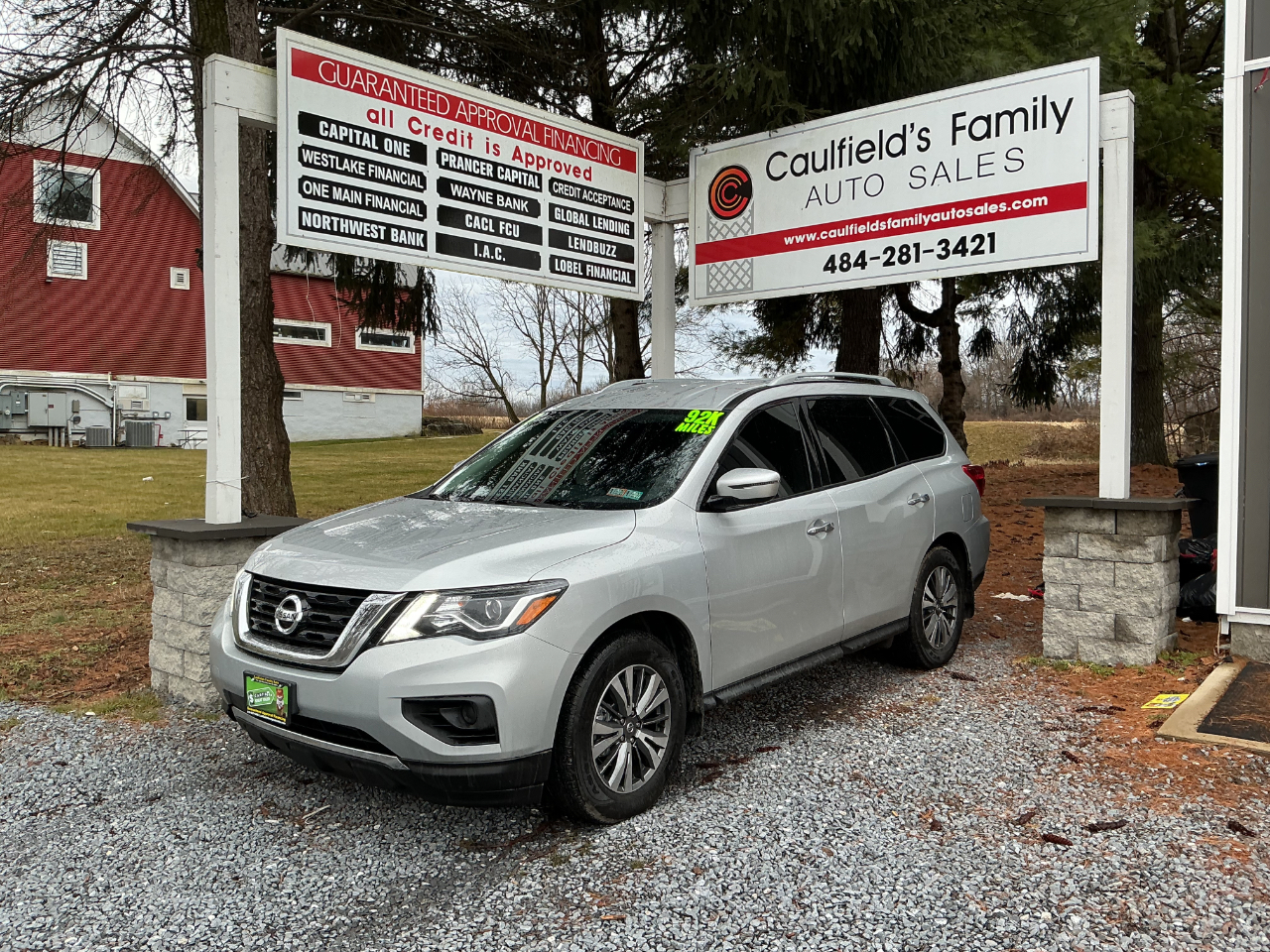 2020 Nissan Pathfinder S's photo