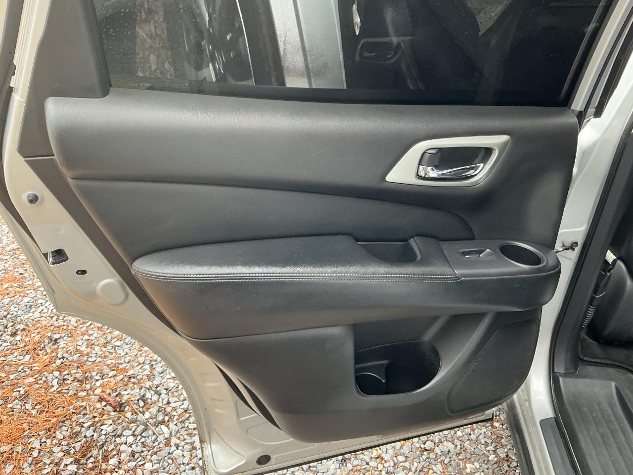 Nissan Pathfinder 4x4 S 2020