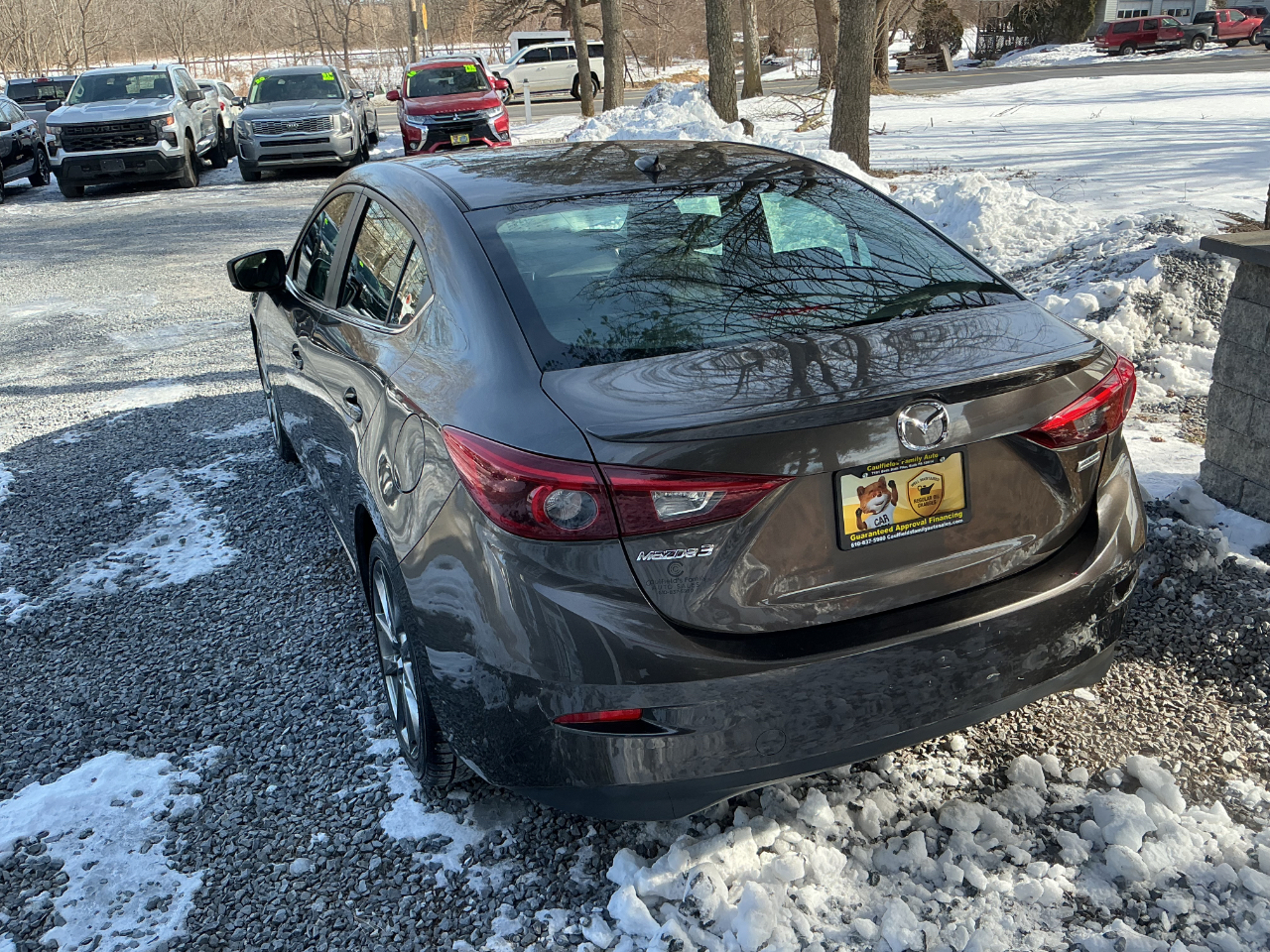 Mazda Mazda3 4-Door Grand Touring Auto 2018
