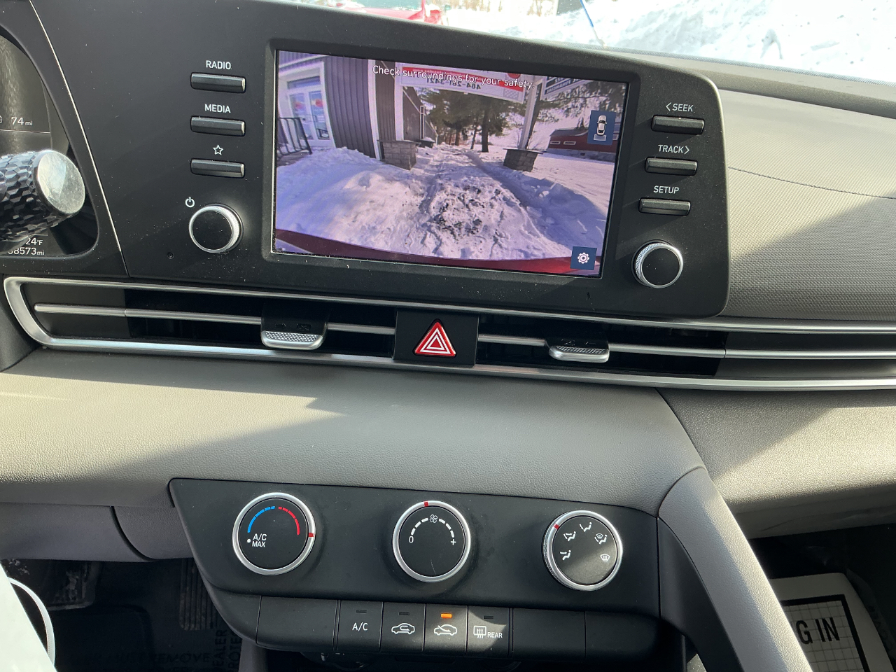 Hyundai Elantra SE IVT 2023