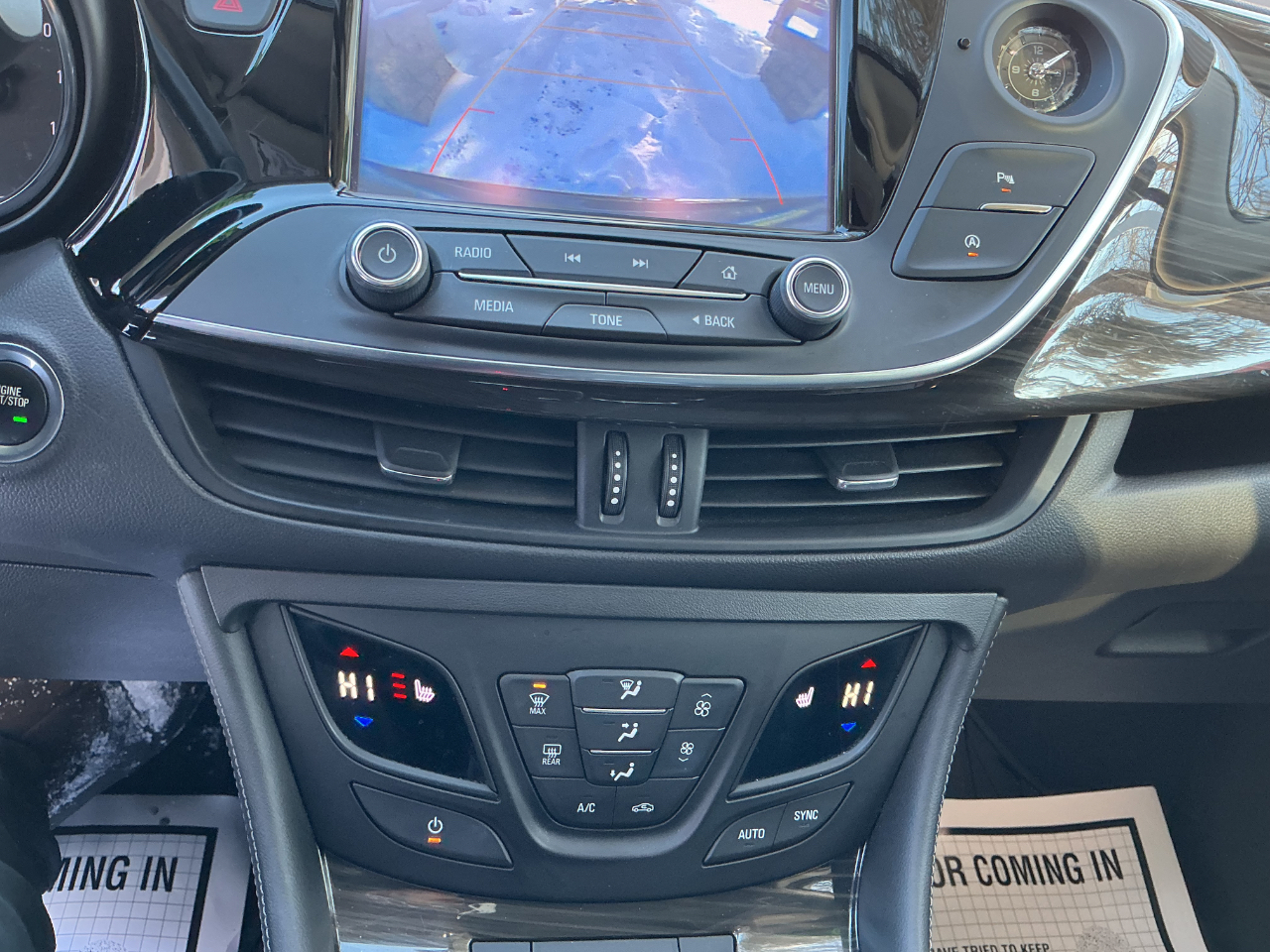 Buick Envision AWD 4dr Essence 2020