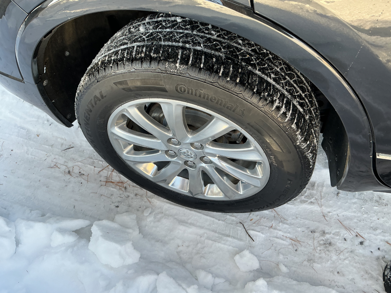 Buick Envision AWD 4dr Essence 2020