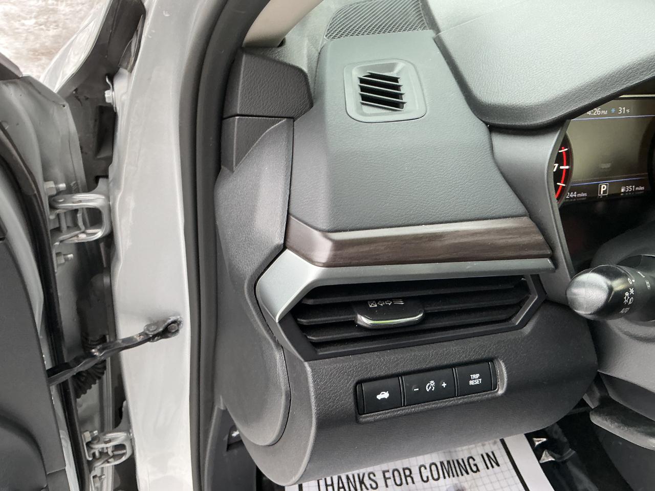 Nissan Altima 2.5 SV Sedan 2024