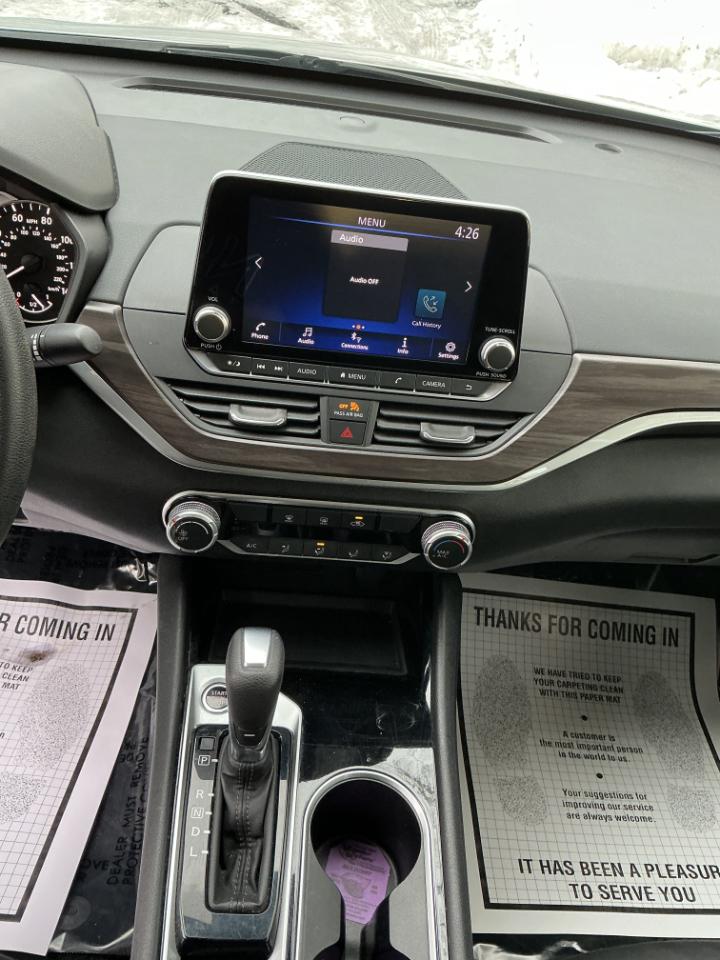 Nissan Altima 2.5 SV Sedan 2024