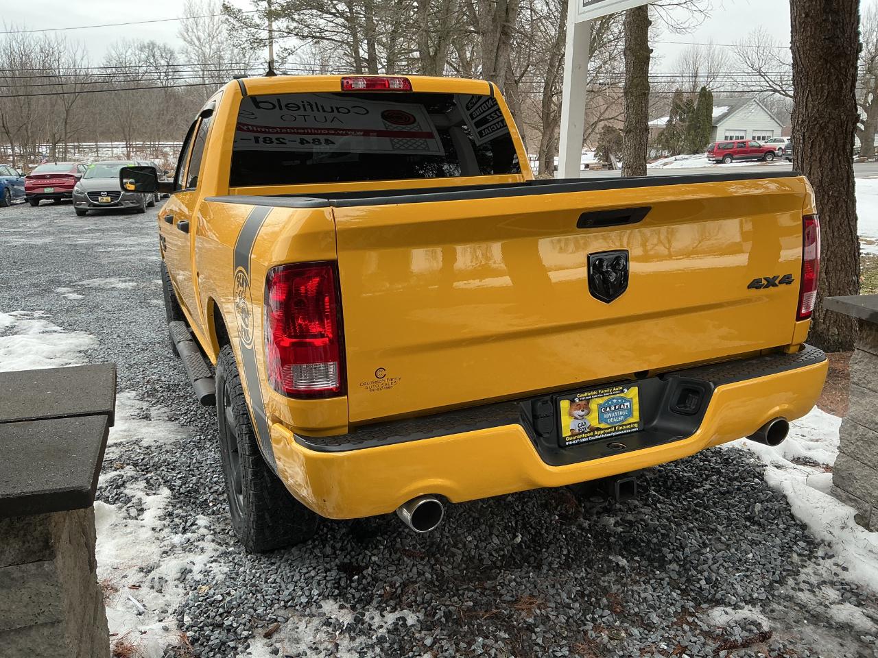 RAM 1500 Classic Express 4x4 Crew Cab 5'7" Box 2019