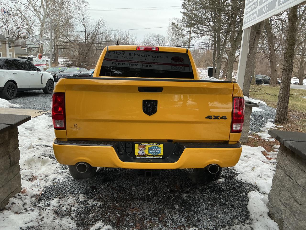 RAM 1500 Classic Express 4x4 Crew Cab 5'7" Box 2019