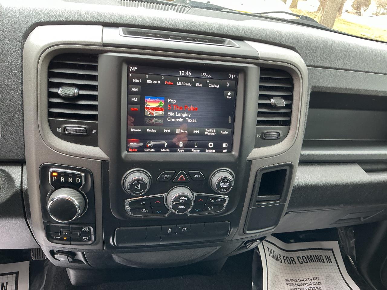 RAM 1500 Classic Express 4x4 Crew Cab 5'7" Box 2019