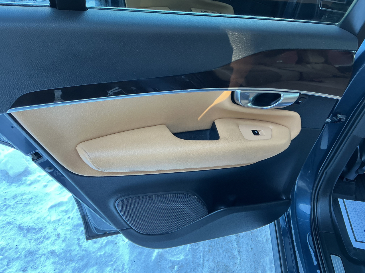 Volvo XC90 T6 AWD Momentum 2019