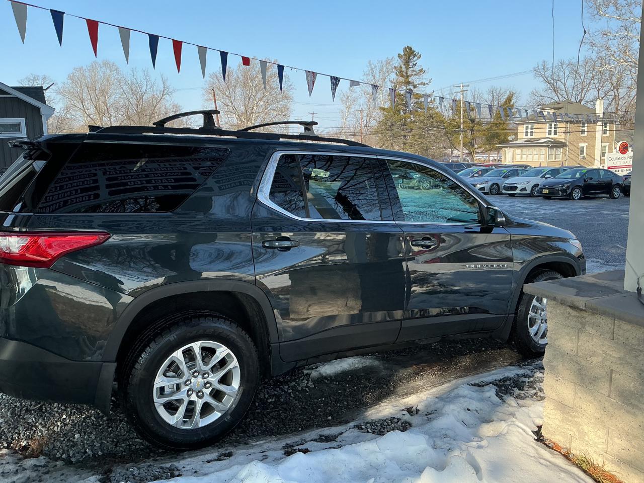 Chevrolet Traverse AWD 4dr LT Leather 2021