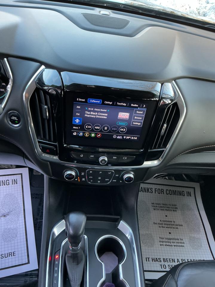 Chevrolet Traverse AWD 4dr LT Leather 2021