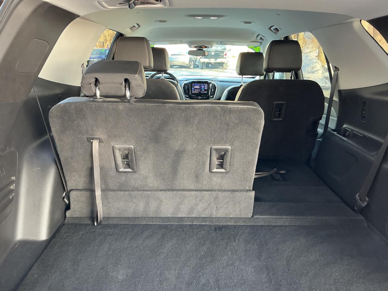 Chevrolet Traverse AWD 4dr LT Leather 2021