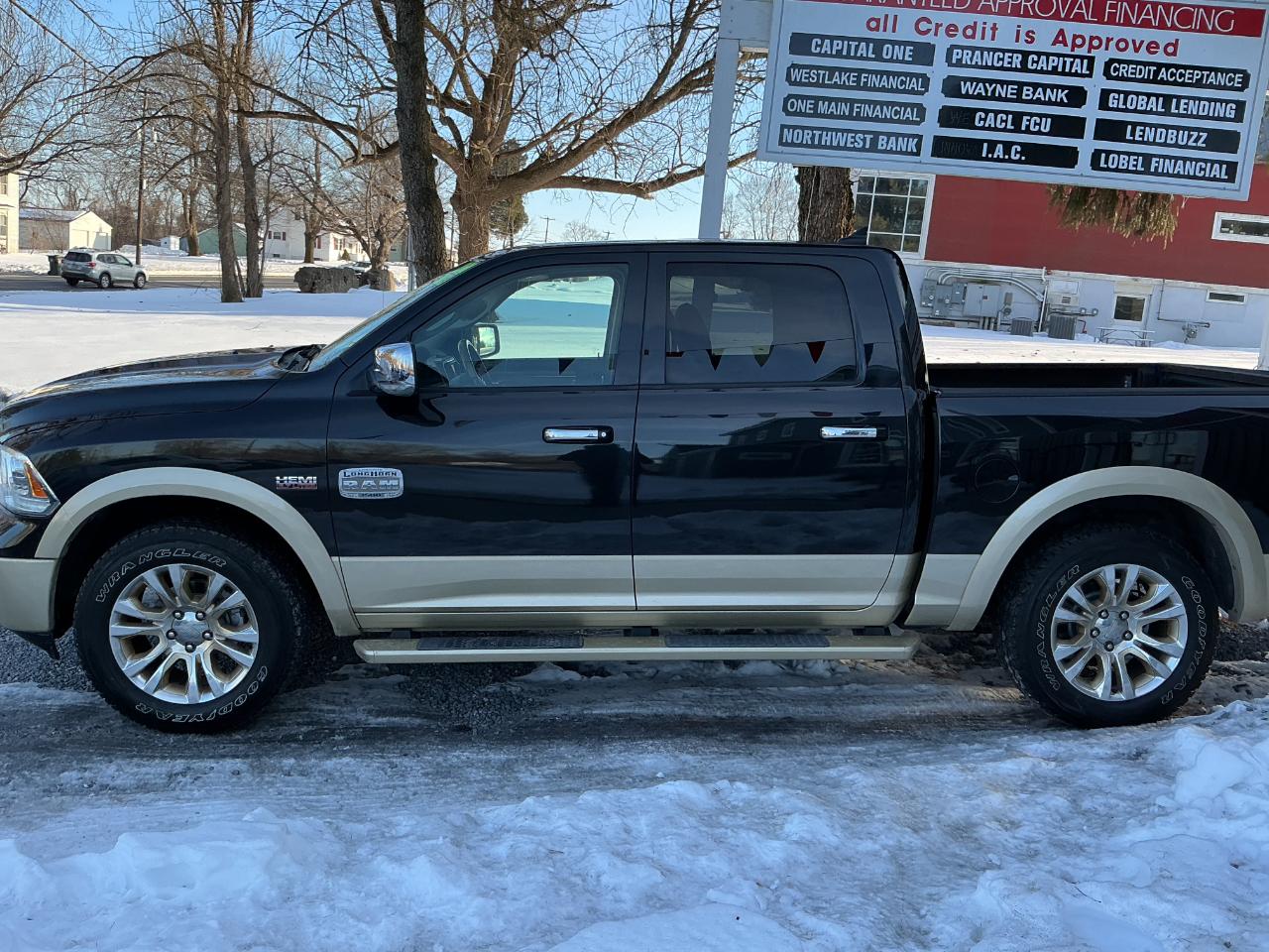 RAM 1500 Laramie Longhorn Edition Crew Cab 4WD 2017
