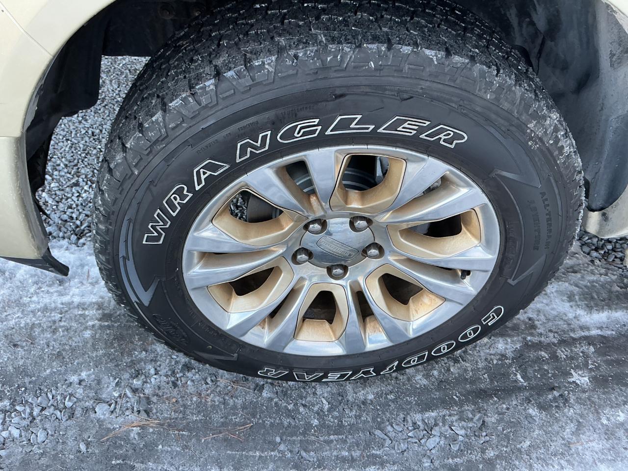 RAM 1500 Laramie Longhorn Edition Crew Cab 4WD 2017