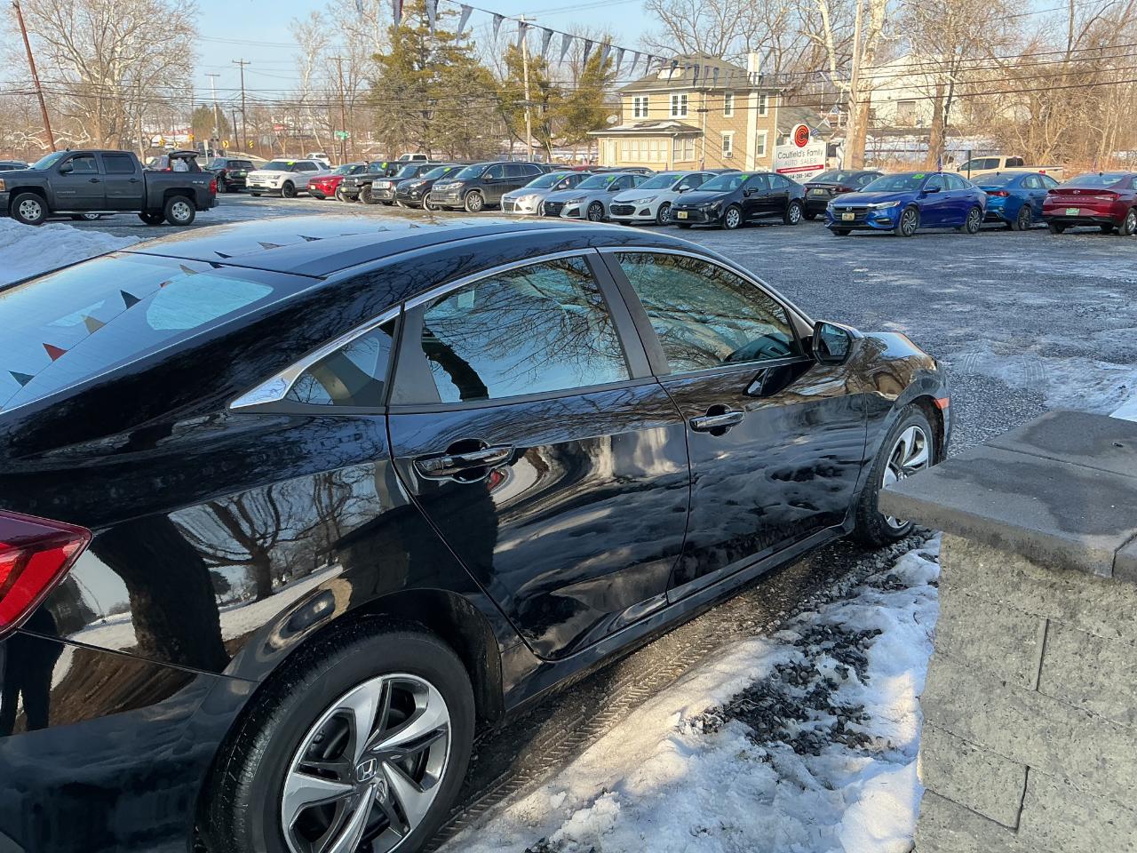 Honda Civic Sedan LX CVT 2021