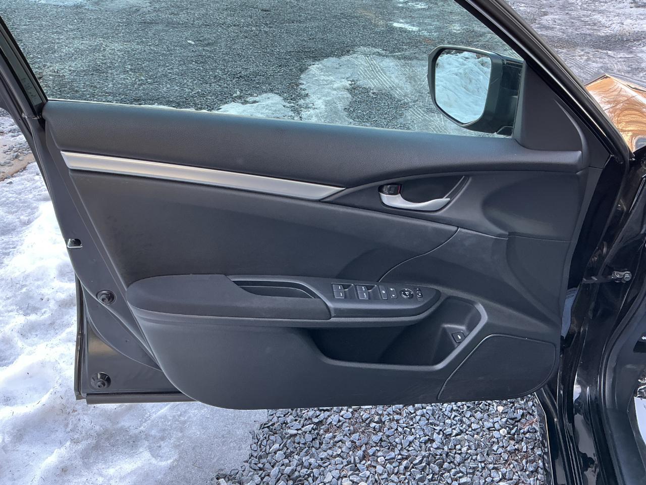 Honda Civic Sedan LX CVT 2021