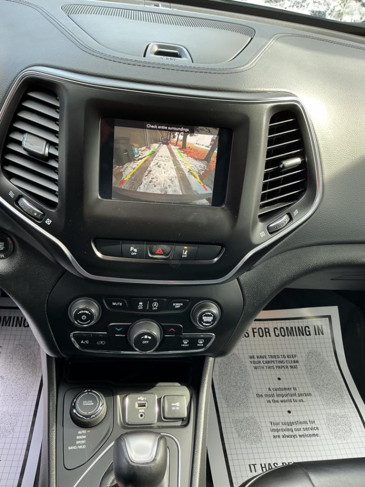 Jeep Cherokee Latitude Plus 4x4 2021