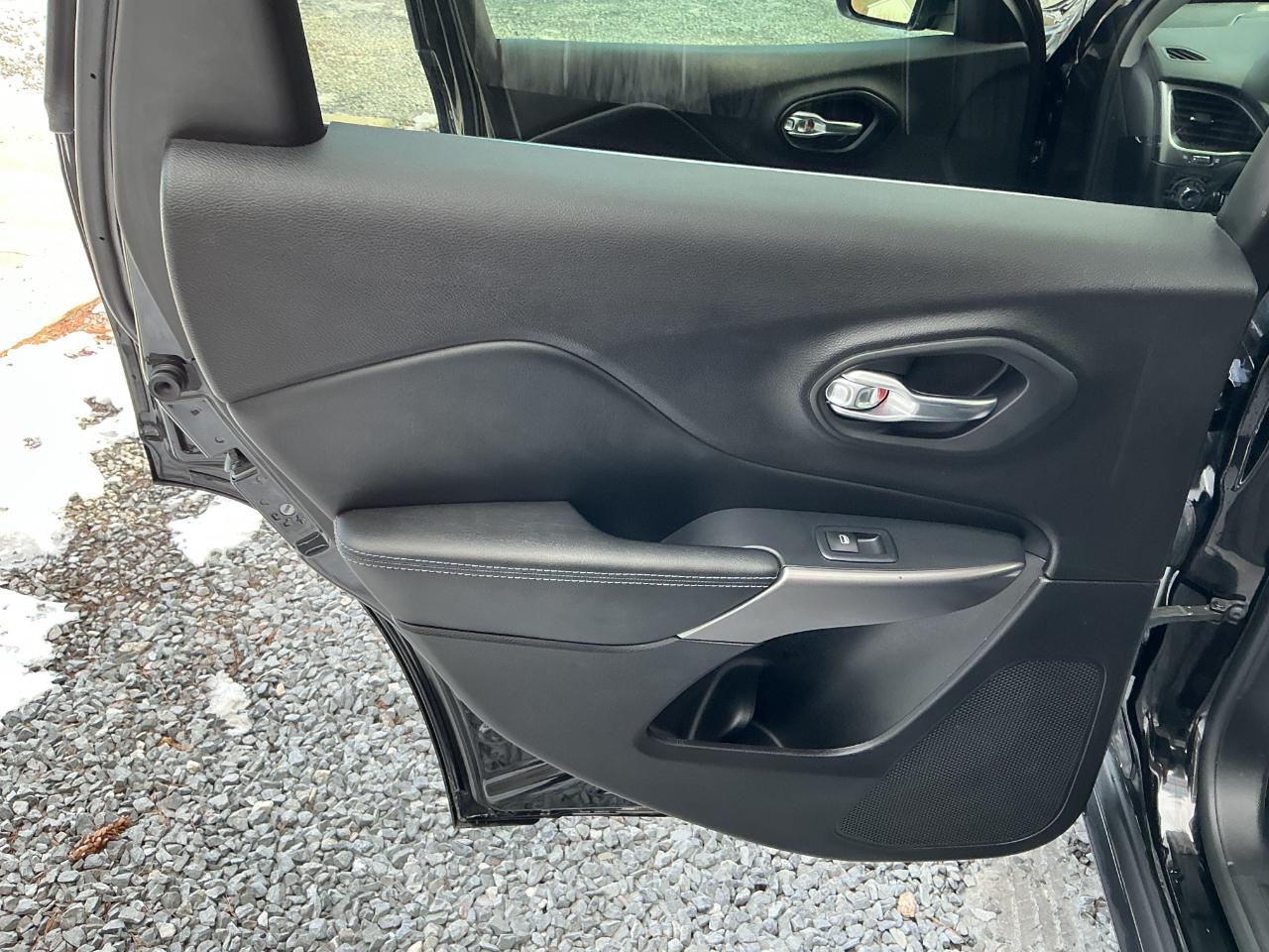 Jeep Cherokee Latitude Plus 4x4 2021