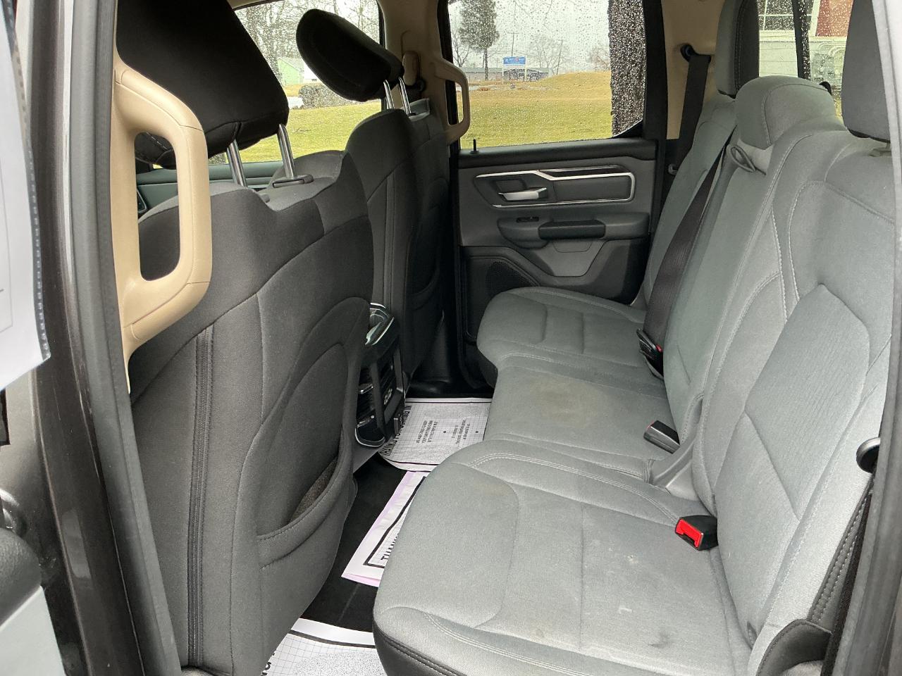 RAM 1500 Big Horn 4x4 Quad Cab 6'4" Box 2020